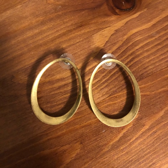 Stella and Dot gold statement earrings - Picture 1 of 1